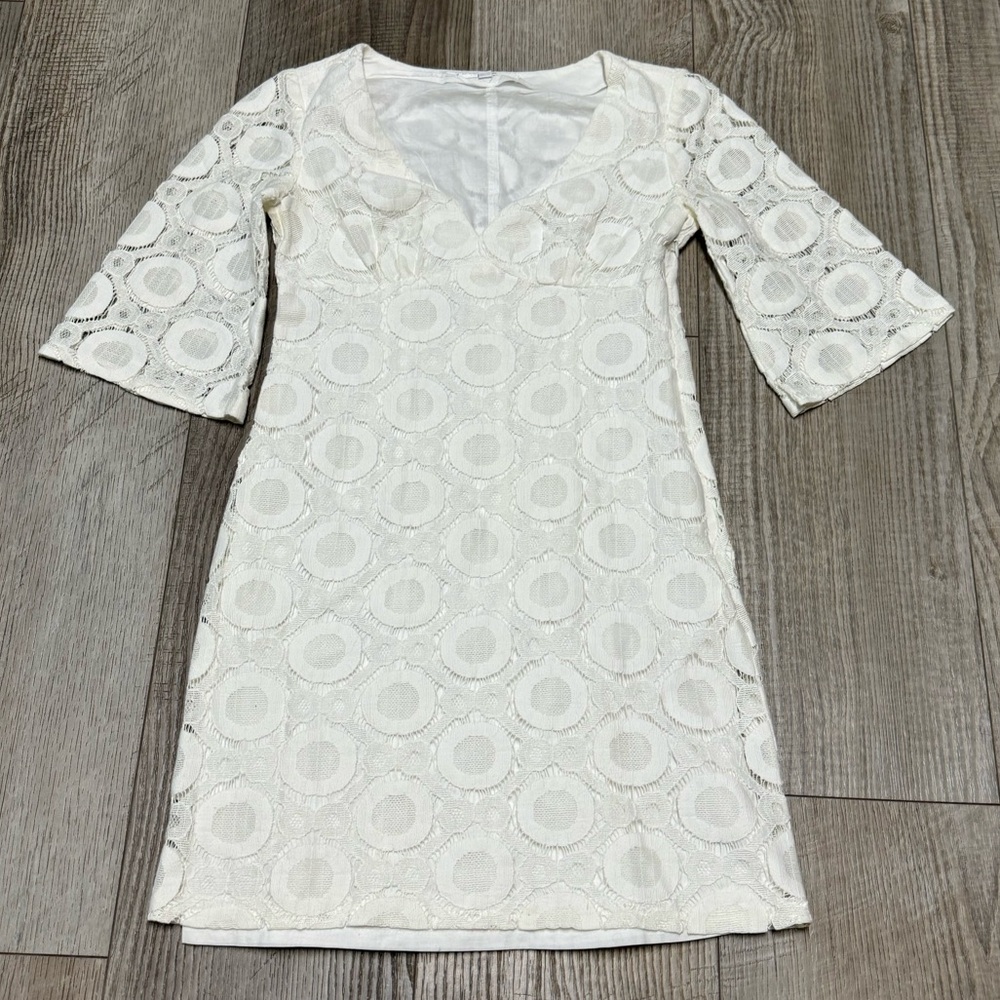Trina Turk Los Angeles white lace bell sleeve v neck dress mini 2